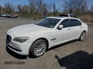 2012 BMW 7 Series 750Li xDrive с VIN WBAKC8C54CC434833, выставлен на аукционе Copart как лот 54531455 с пробегом 110 959 миль миль и Списание • Salvage title. История ставок и продаж доступна на DreamBid. Изображение 1.
