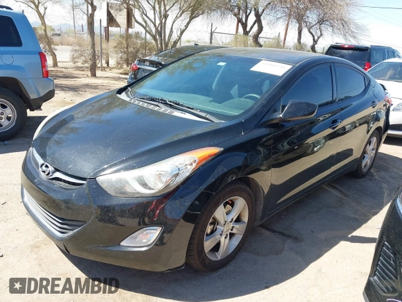 2013 Hyundai Elantra GLS z VIN 5NPDH4AE4DH440405, wystawiony jako IAAI lot #41901236 z przebiegiem 122 375 mil mil oraz . Historia ofert i sprzedaży dostępna na DreamBid. Obrazek 2.