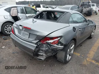 2012 Mercedes-Benz SLK 350 с VIN WDDPK5HA1CF007243, выставлен на аукционе IAAI как лот 41313121 с пробегом 137 538 миль миль и . История ставок и продаж доступна на DreamBid. Изображение 4.