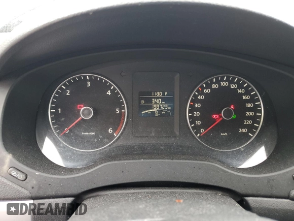 2014 Volkswagen Jetta Comfortline with VIN 3VWDL7AJ2EM399732, listed as a Copart auction lot 55946795 with 198,723 mi miles and Clean title. Bid and sale history available at DreamBid. Image 9.