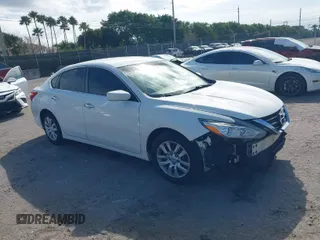 2016 Nissan Altima SV with VIN 1N4AL3AP4GC218983, listed as a IAAI auction lot 41346784 with 167,246 mi miles and . Bid and sale history available at DreamBid. Image 1.