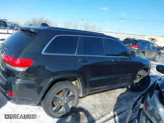 2015 Jeep Grand Cherokee Altitude with VIN 1C4RJFAG6FC724592, listed as a IAAI auction lot 41525448 with 173,306 mi miles. Bid and sale history available at carsss.com. Image 13.