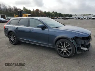 2019 Volvo V90 z VIN YV4A22NL9K1083953, wystawiony jako Copart lot #65525484 z przebiegiem 81 759 mil mil oraz Szkody całkowita. Historia ofert i sprzedaży dostępna na DreamBid. Obrazek 4.