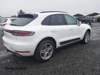 2020 Porsche Macan with VIN WP1AA2A54LLB11823, listed as a IAAI auction lot 41219718 with 67,901 mi miles and . Bid and sale history available at DreamBid. Image 4.
