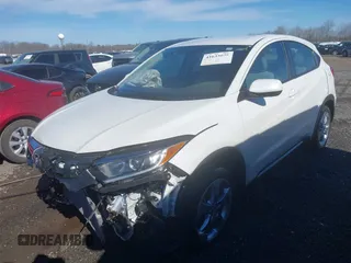 2022 Honda HR-V LX with VIN 3CZRU6H31NM768923, listed as a IAAI auction lot 41633075 with 56,886 mi miles. Bid and sale history available at carsss.com. Image 2.