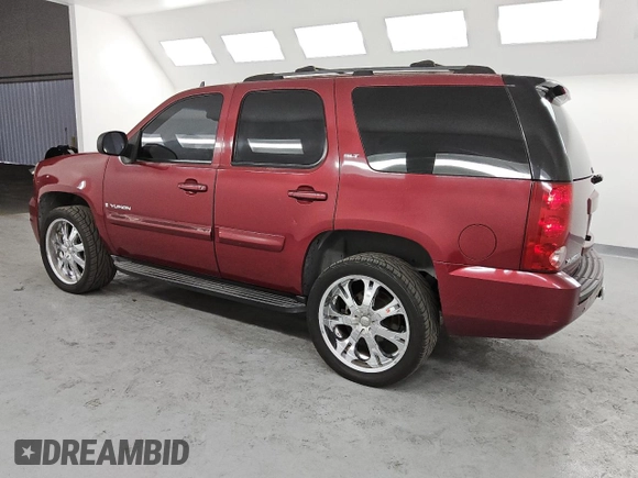 2007 GMC Yukon SLT z VIN 1GKFC13017J105965, wystawiony jako Copart lot #52262355 z przebiegiem 203 048 mil mil oraz Czysty tytuł • Clean title. Historia ofert i sprzedaży dostępna na DreamBid. Obrazek 2.