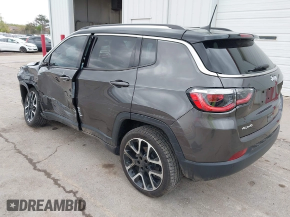 2021 Jeep Compass Limited z VIN 3C4NJDCB5MT521750, wystawiony jako IAAI lot #42169668 z przebiegiem 26 580 mil mil oraz . Historia ofert i sprzedaży dostępna na DreamBid. Obrazek 3.