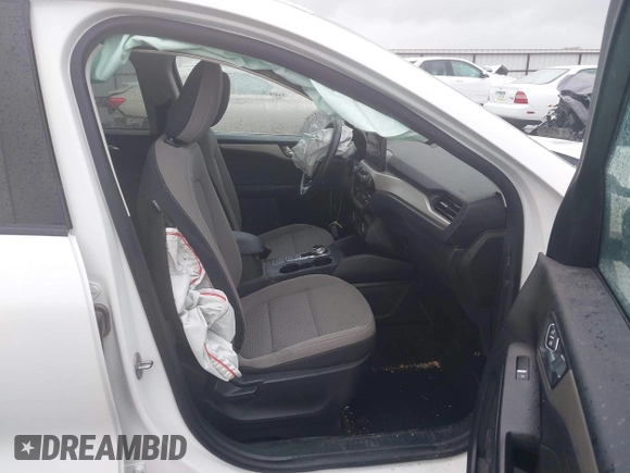 2021 Ford Escape SE with VIN 1FMCU9G66MUA16679, listed as a IAAI auction lot 42418776 with 67,528 mi miles and . Bid and sale history available at DreamBid. Image 5.