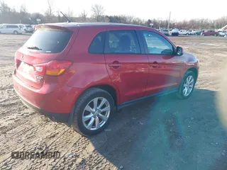 2015 Mitsubishi Outlander Sport 2.4 ES with VIN 4A4AR3AWXFE030738, listed as a IAAI auction lot 41526310 with 90,182 mi miles. Bid and sale history available at carsss.com. Image 4.