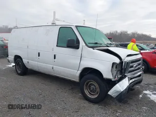 2013 Ford Econoline Cargo Commercial z VIN 1FTNE1EW1DDA21867, wystawiony jako IAAI lot #41280581 z przebiegiem 186 166 mil mil oraz . Historia ofert i sprzedaży dostępna na DreamBid. Obrazek 1.