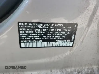2012 Volkswagen Passat SE с VIN 1VWBP7A32CC003066, выставлен на аукционе Copart как лот 57179695 с пробегом 264 274 миль миль и Чистый • Clean title. История ставок и продаж доступна на DreamBid. Изображение 13.