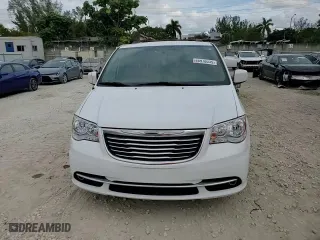 2014 Chrysler Town & Country Touring with VIN 2C4RC1BG2ER216475, listed as a Copart auction lot 88978035 with 92,624 mi miles and Salvage Title. Bid and sale history available at carsss.com. Image 15.