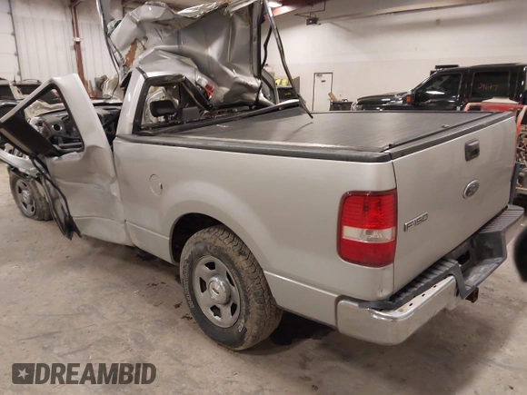 2004 Ford F-150 STX with VIN 1FTRX12W84NC03804, listed as a IAAI auction lot 41683231 with 1 mi miles. Bid and sale history available at carsss.com. Image 3.