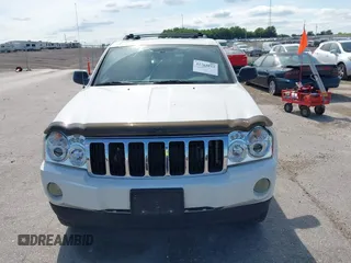 2005 Jeep Grand Cherokee Limited with VIN 1J8HR58245C723778, listed as a IAAI auction lot 42763212 with 127,266 mi miles and . Bid and sale history available at DreamBid. Image 6.