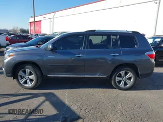 2012 Toyota Highlander Limited with VIN 5TDDK3EH2CS134845, listed as a IAAI auction lot 41431233 with 65,409 mi miles. Bid and sale history available at carsss.com. Image 14.