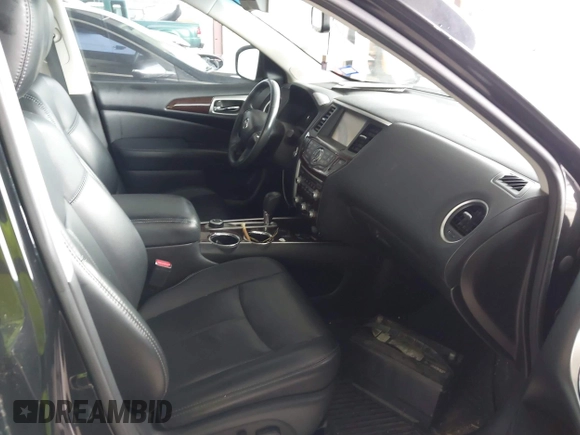 2016 Nissan Pathfinder Platinum with VIN 5N1AR2MM5GC631625, listed as a IAAI auction lot 41668488 with 171,531 mi miles and . Bid and sale history available at DreamBid. Image 5.