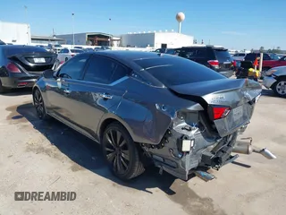 2020 Nissan Altima Platinum with VIN 1N4BL4FV6LN309754, listed as a IAAI auction lot 41356830 with 84,168 mi miles and . Bid and sale history available at carsss.com. Image 3.