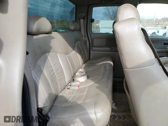 2001 Chevrolet Silverado 1500 LS with VIN 1GCEK19T01E192043, listed as a Copart auction lot 53170395 with 236,294 mi miles and Clean Title. Bid and sale history available at DreamBid. Image 10.