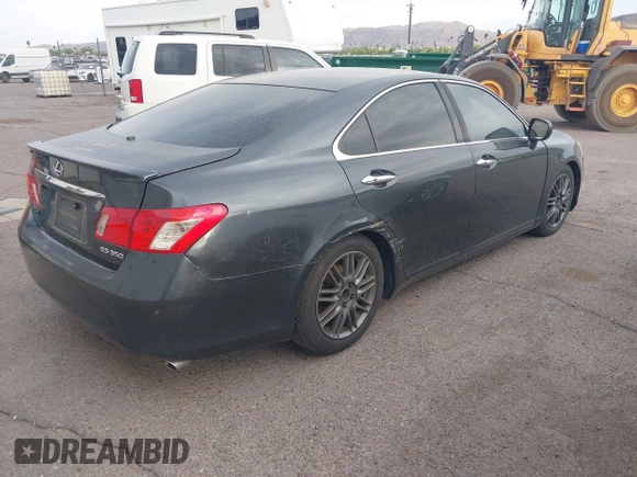 2007 Lexus ES 350 with VIN JTHBJ46G272115620, listed as a IAAI auction lot 41929493 with 183,481 mi miles. Bid and sale history available at carsss.com. Image 4.