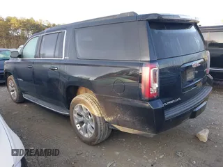 2016 GMC Yukon XL SLE with VIN 1GKS1FKC6GR140418, listed as a IAAI auction lot 41843064 with 155,472 mi miles. Bid and sale history available at carsss.com. Image 3.