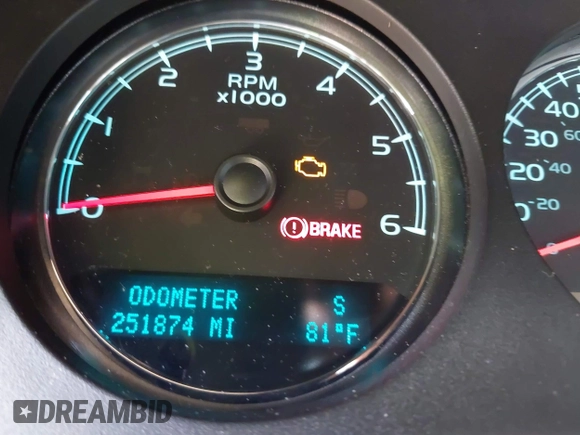 2013 GMC Yukon Denali z VIN 1GKS2EEFXDR305783, wystawiony jako IAAI lot #42305947 z przebiegiem 251 874 mil mil oraz . Historia ofert i sprzedaży dostępna na DreamBid. Obrazek 15.