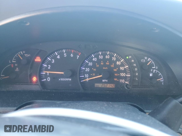 2000 Toyota Tundra SR5 with VIN 5TBRT3416YS010746, listed as a Copart auction lot 41377025 with 252,142 mi miles and Salvage Title. Bid and sale history available at DreamBid. Image 9.