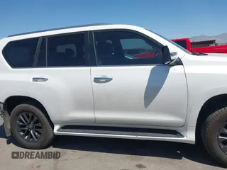 2021 Lexus GX 460 Premium z VIN JTJAM7BX2M5272499, wystawiony jako IAAI lot #42014680 z przebiegiem 90 550 mil mil oraz . Historia ofert i sprzedaży dostępna na DreamBid. Obrazek 14.