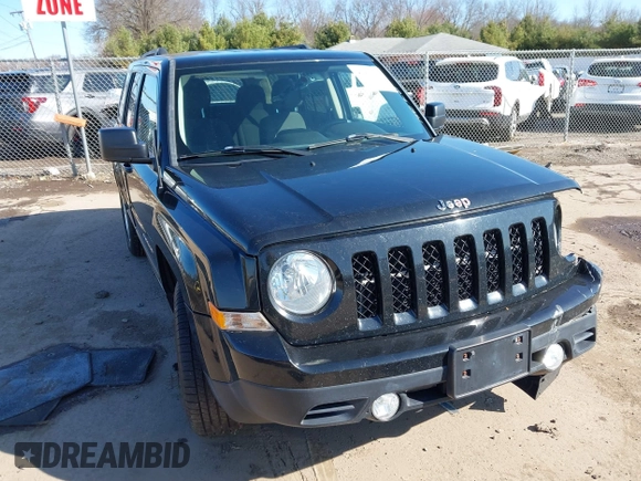 2015 Jeep Patriot Sport with VIN 1C4NJPBB8FD399932, listed as a IAAI auction lot 41935017 with 92,379 mi miles. Bid and sale history available at carsss.com. Image 1.
