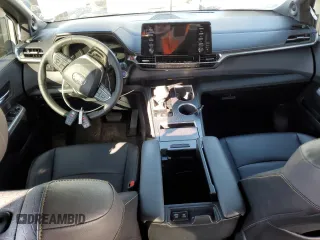 2022 Toyota Sienna XLE Woodland Edition with VIN 5TDASKFC5NS047766, listed as a Copart auction lot 83213634 with 0 mi miles and Salvage Title. Bid and sale history available at carsss.com. Image 8.