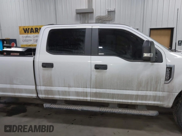 2022 Ford F-250 XL with VIN 1FT7W2B61NEE69151, listed as a IAAI auction lot 41552581 with 37,563 mi miles and . Bid and sale history available at DreamBid. Image 14.
