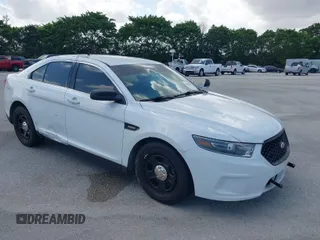 2017 Ford Police Interceptor Sedan with VIN 1FAHP2L87HG133682, listed as a IAAI auction lot 41898807 with 64,078 mi miles. Bid and sale history available at carsss.com. Image 1.