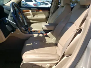 2008 Saturn Outlook XR z VIN 5GZER23768J167113, wystawiony jako Copart lot #50213845 z przebiegiem 118 535 mil mil oraz Szkoda całkowita • Salvage title. Historia ofert i sprzedaży dostępna na DreamBid. Obrazek 7.