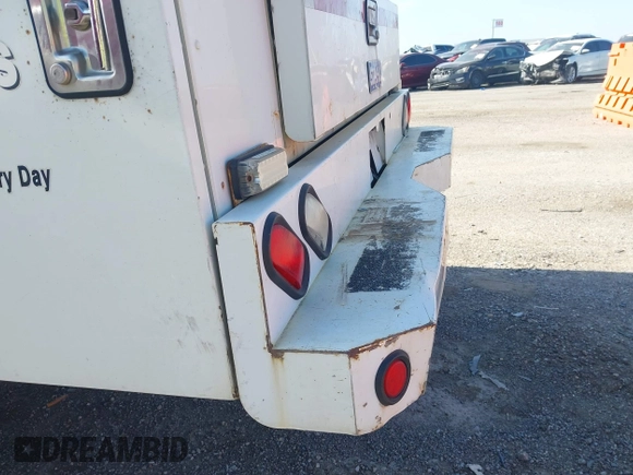 2016 Ram 2500 Tradesman with VIN 3C6LR4AT9GG355345, listed as a IAAI auction lot 42213530 with 251,196 mi miles and . Bid and sale history available at DreamBid. Image 18.