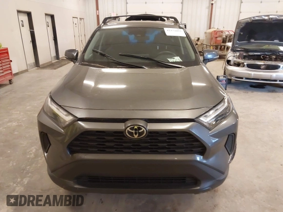 2022 Toyota RAV4 XLE with VIN 2T3P1RFV3NC259542, listed as a IAAI auction lot 42372093 with 42,896 mi miles and . Bid and sale history available at DreamBid. Image 12.