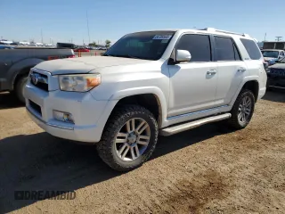2010 Toyota 4Runner Trail z VIN JTEBU5JR7A5011049, wystawiony jako Copart lot #54789565 z przebiegiem 212 337 mil mil oraz Czysty tytuł • Clean title. Historia ofert i sprzedaży dostępna na DreamBid. Obrazek 1.