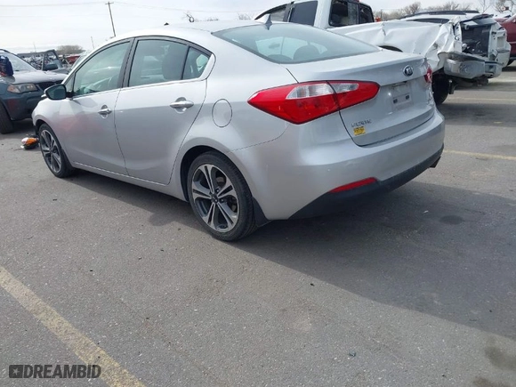 2015 Kia Forte EX with VIN KNAFZ4A86F5403999, listed as a IAAI auction lot 41823752 with 91,432 mi miles. Bid and sale history available at carsss.com. Image 2.