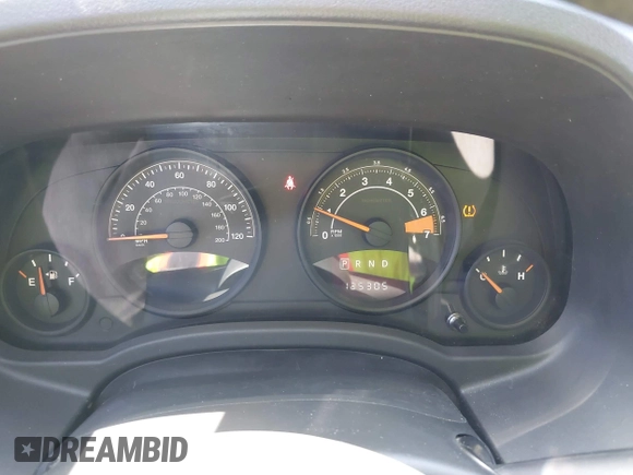 2016 Jeep Compass Sport z VIN 1C4NJCBAXGD806456, wystawiony jako IAAI lot #41967561 z przebiegiem 125 305 mil mil oraz . Historia ofert i sprzedaży dostępna na DreamBid. Obrazek 7.