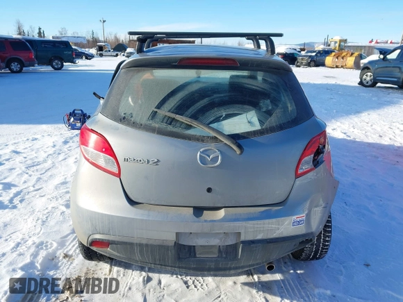 2013 Mazda 2 Touring z VIN JM1DE1LYXD0153291, wystawiony jako IAAI lot #41671574 z przebiegiem Nie podano mil oraz . Historia ofert i sprzedaży dostępna na DreamBid. Obrazek 15.
