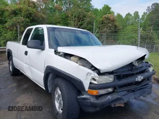2001 Chevrolet Silverado 1500 LS with VIN 2GCEC19V511128712, listed as a IAAI auction lot 41060079 with 371,238 mi miles. Bid and sale history available at carsss.com. Image 1.