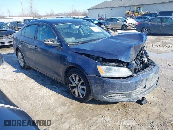 2012 Volkswagen Jetta SE с VIN 3VWDX7AJ7CM307161, выставлен на аукционе IAAI как лот 41332691 с пробегом 193 920 миль миль и . История ставок и продаж доступна на DreamBid. Изображение 1.
