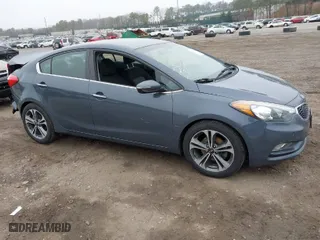 2016 Kia Forte EX with VIN KNAFX4A85G5527608, listed as a IAAI auction lot 41899768 with 150,542 mi miles. Bid and sale history available at carsss.com. Image 1.