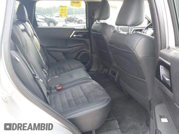 2022 Mitsubishi Outlander SE z VIN JA4J4UA86NZ030850, wystawiony jako IAAI lot #42488918 z przebiegiem 112 029 mil mil oraz . Historia ofert i sprzedaży dostępna na DreamBid. Obrazek 8.