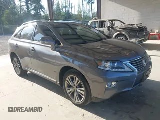 2013 Lexus RX 450h с VIN JTJBC1BA7D2442793, выставлен на аукционе IAAI как лот 42761240 с пробегом 103 784 миль миль и . История ставок и продаж доступна на DreamBid. Изображение 1.