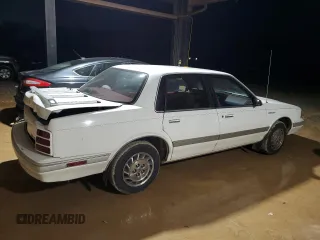 1994 Oldsmobile Cutlass Ciera S z VIN 1G3AG5543R6308573, wystawiony jako Copart lot #85335974 z przebiegiem 195 940 mil mil oraz Szkody całkowita. Historia ofert i sprzedaży dostępna na DreamBid. Obrazek 3.
