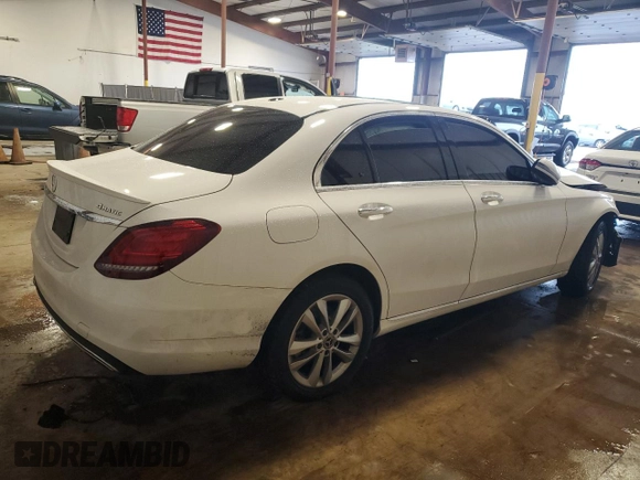 2019 Mercedes-Benz C 300 z VIN WDDWF8EB2KR483254, wystawiony jako Copart lot #56317625 z przebiegiem Nie podano mil oraz Szkoda całkowita • Salvage title. Historia ofert i sprzedaży dostępna na DreamBid. Obrazek 3.