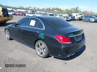 2018 Mercedes-Benz C 300 с VIN 55SWF4KB3JU273059, выставлен на аукционе IAAI как лот 42090952 с пробегом 102 407 миль миль и . История ставок и продаж доступна на DreamBid. Изображение 3.