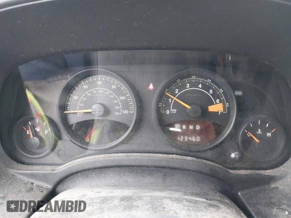 2014 Jeep Patriot Latitude z VIN 1C4NJPFAXED577162, wystawiony jako IAAI lot #42355950 z przebiegiem 123 460 mil mil oraz . Historia ofert i sprzedaży dostępna na DreamBid. Obrazek 7.