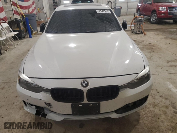 2013 BMW 3 Series 328i with VIN WBA3A5G58DNP20290, listed as a Copart auction lot 52542355 with 160,434 mi miles and Clean Title. Bid and sale history available at carsss.com. Image 5.