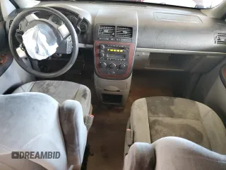 2008 Chevrolet Uplander LS z VIN 1GNDV23W58D105840, wystawiony jako Copart lot #72169864 z przebiegiem 209 855 mil mil oraz Szkoda całkowita • Salvage title. Historia ofert i sprzedaży dostępna na DreamBid. Obrazek 8.