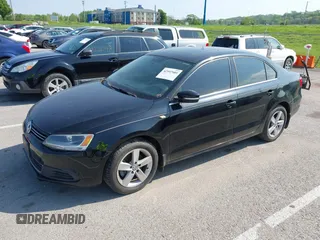 2013 Volkswagen Jetta TDI w/Premium с VIN 3VWLL7AJ9DM368679, выставлен на аукционе IAAI как лот 42092889 с пробегом 124 077 миль миль и . История ставок и продаж доступна на DreamBid. Изображение 2.